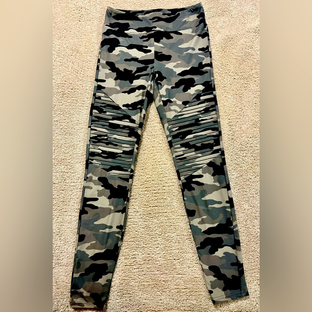 Women’s Camouflage leggings